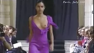 প্রলোভনসঙ্কুল স্বর্ণ ...
