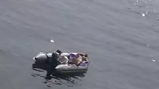 বাথরুমে সুন্দর পাছার ...