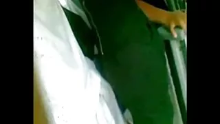পিগটেল সহ কুৎসিত স্ব ...