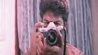 লম্বা কেশবিশিষ্ট বসো ...