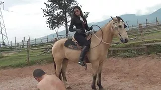 হিল জুতা মধ্যে Kinky ...